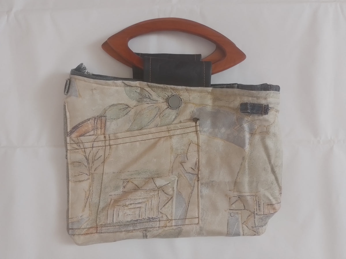 Seaside stitchery